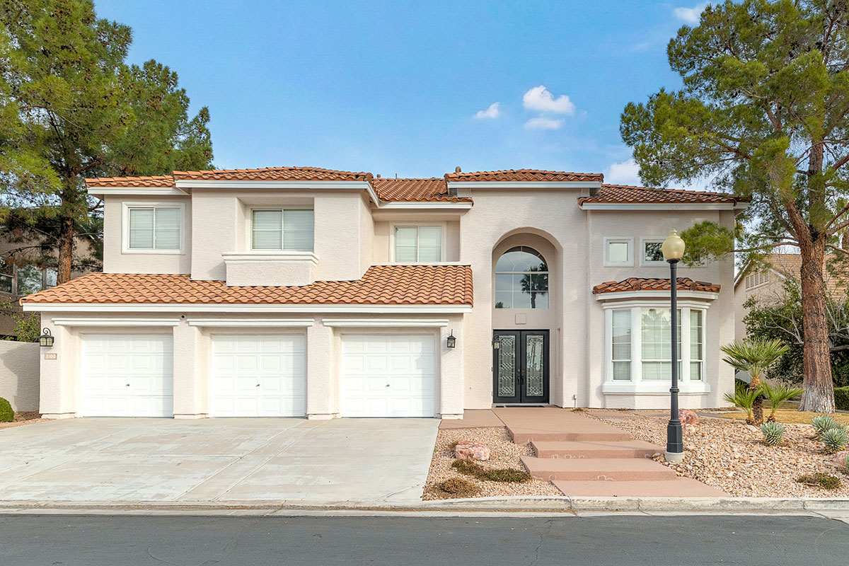 Zillow showcase photographer Las Vegas capturing interactive 3D home tours
